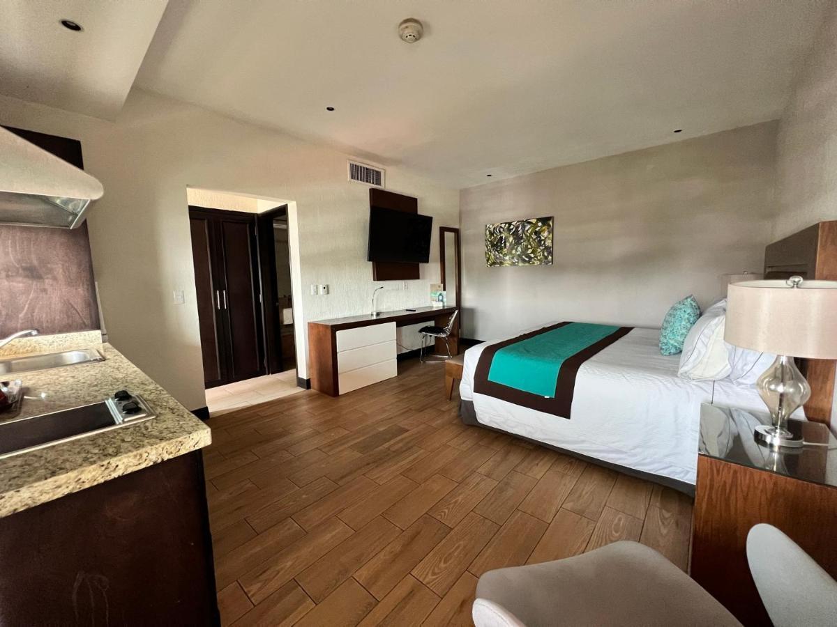 Aurea Hotel And Suites Zapopan Exteriör bild