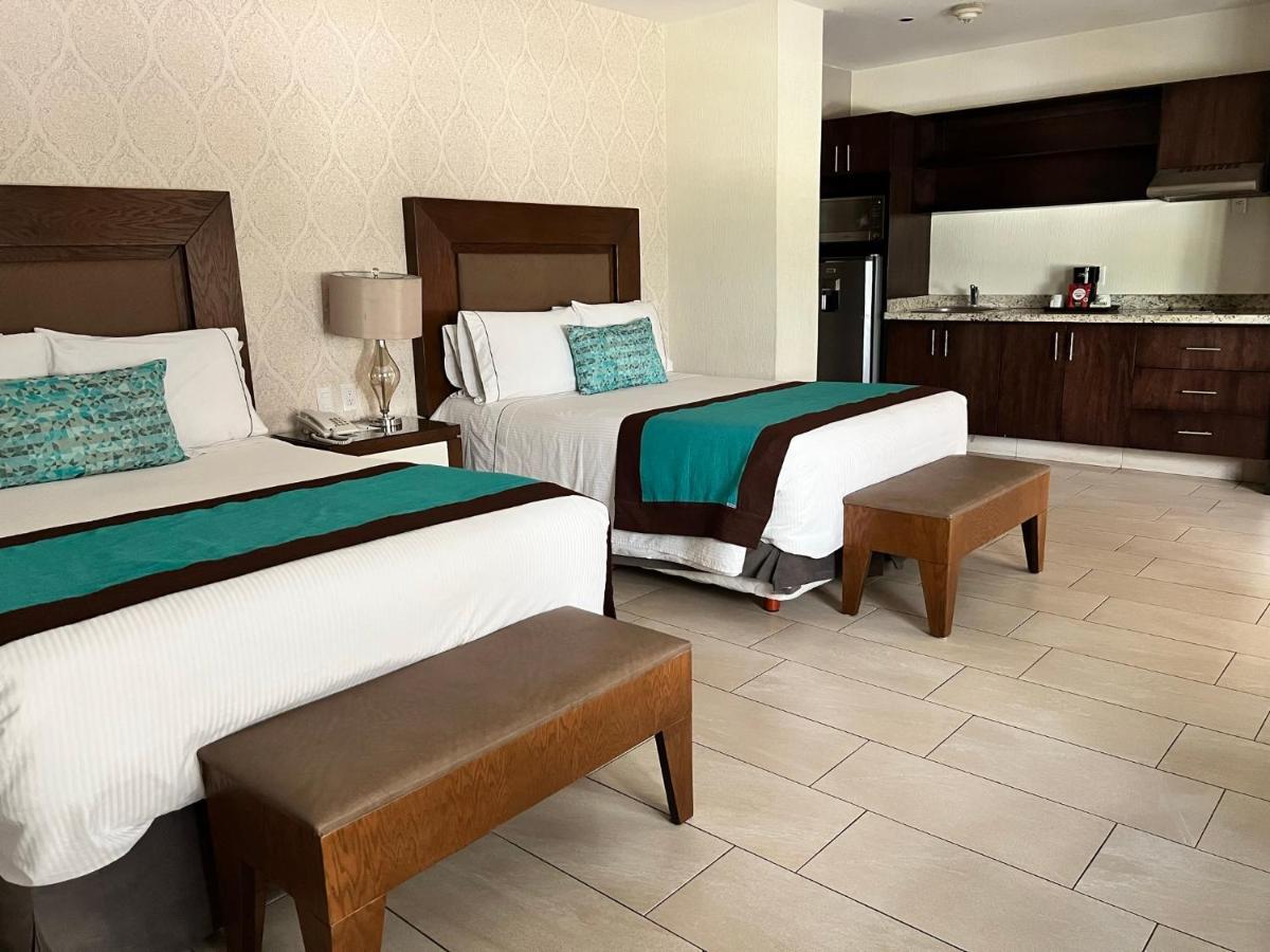 Aurea Hotel And Suites Zapopan Exteriör bild